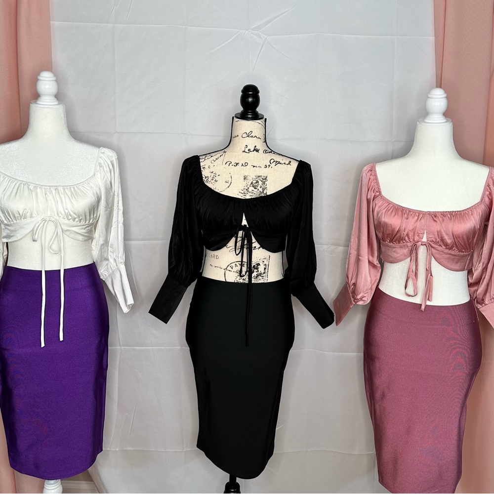 Hour Glass Pencil Skirt - Picture 2 of 2